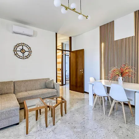 App 106m2 2letti Matrimoniali E Divano Letto, Box Free - La Casa - Milanofieracomosaronnomxpmonzaceriano Laghetto Apartment *
